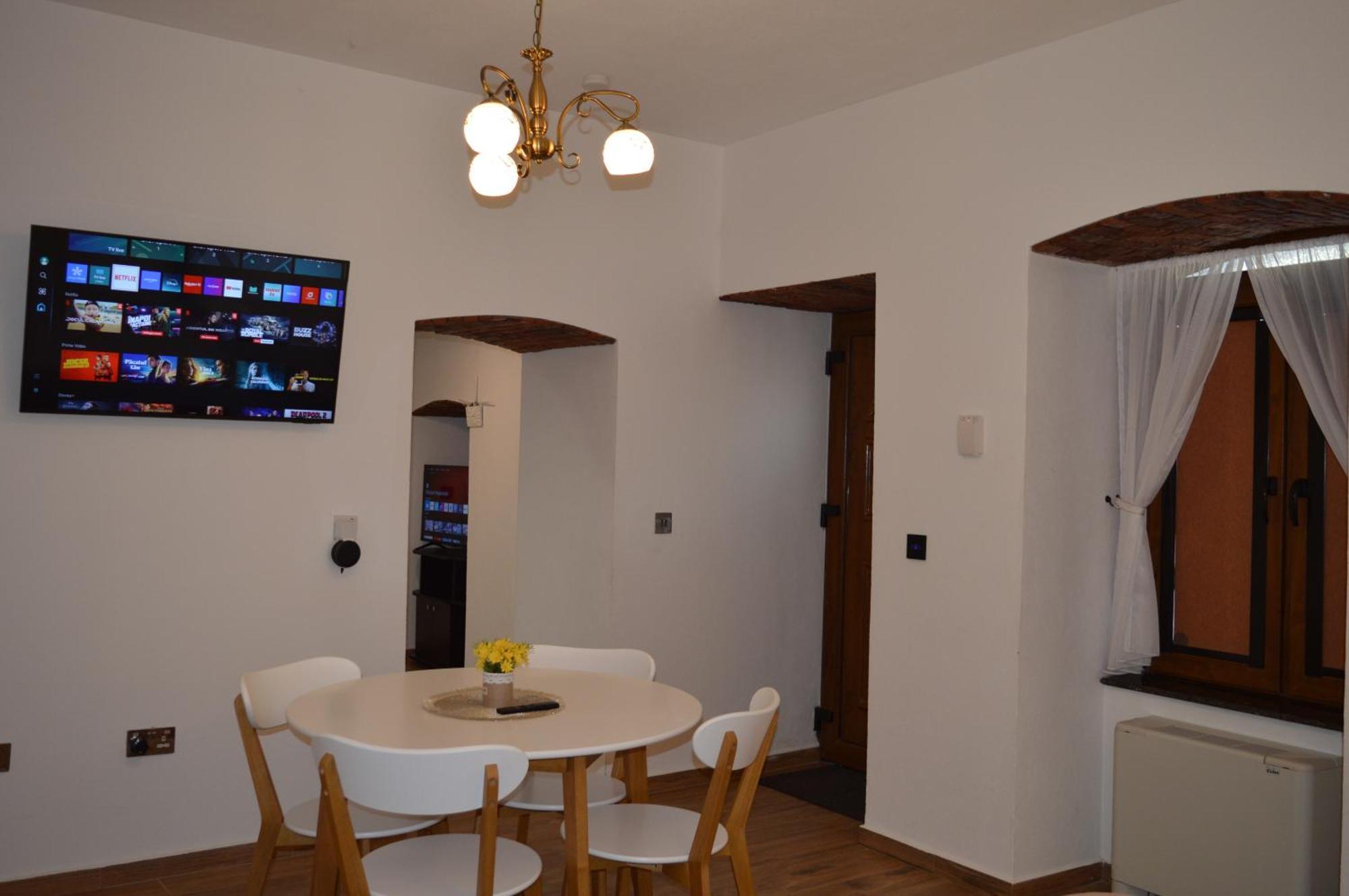 Ferienwohnung Peter House 24-7 Self Check-in Sighişoara Exterior foto