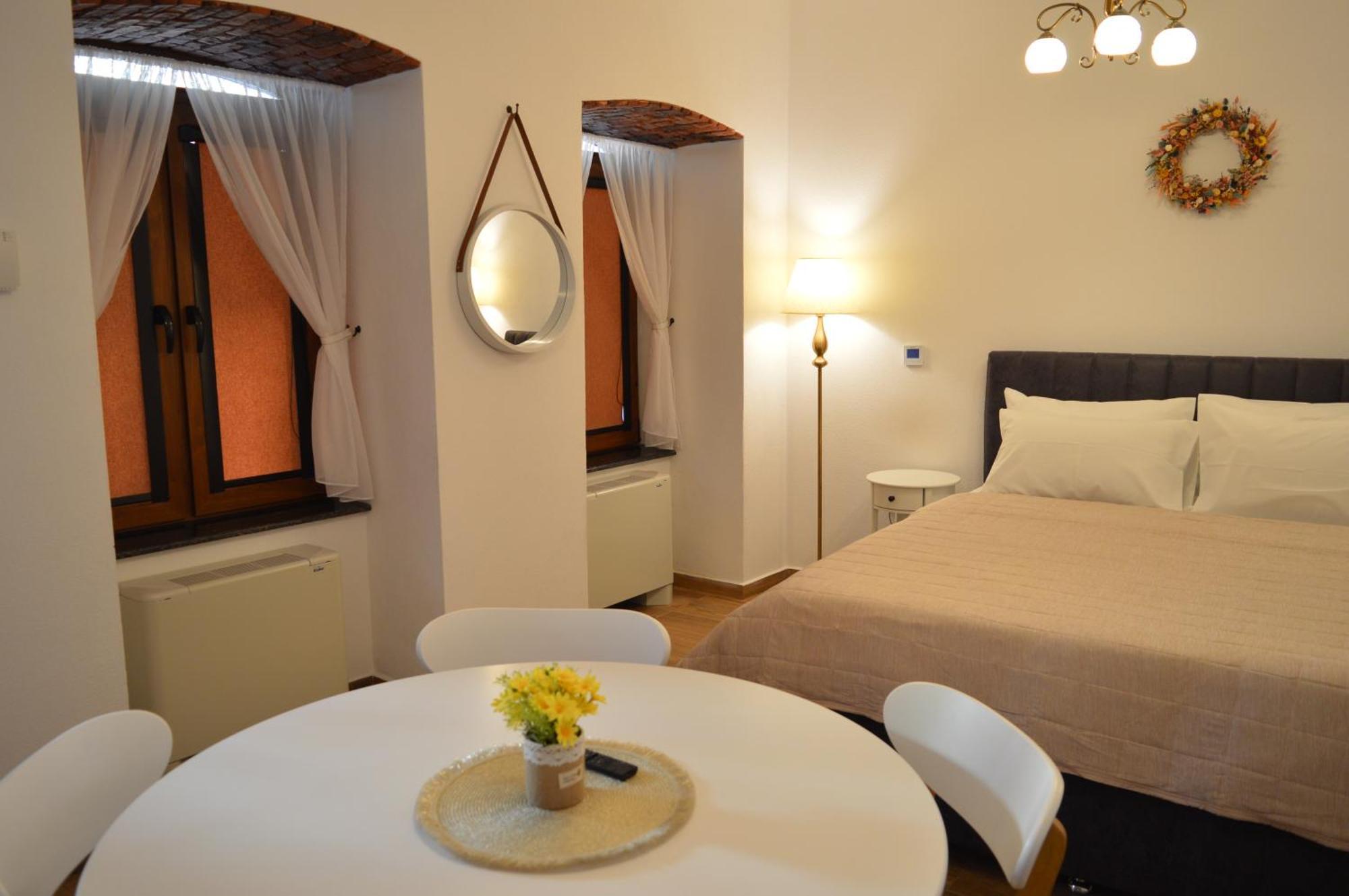 Ferienwohnung Peter House 24-7 Self Check-in Sighişoara Exterior foto